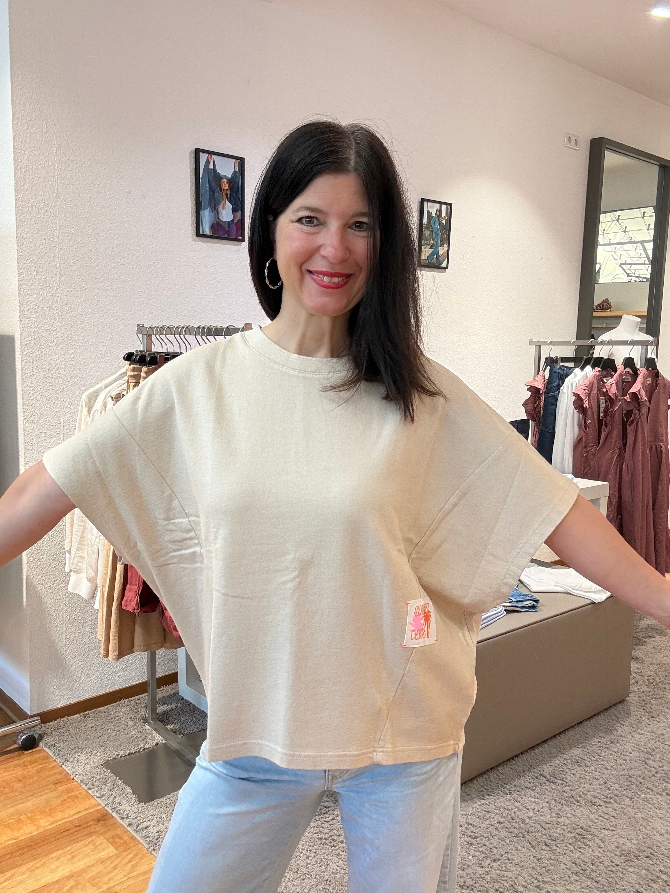 Leichtes Oversize-Sweatshirt mit Rückenprint von Shirt Project