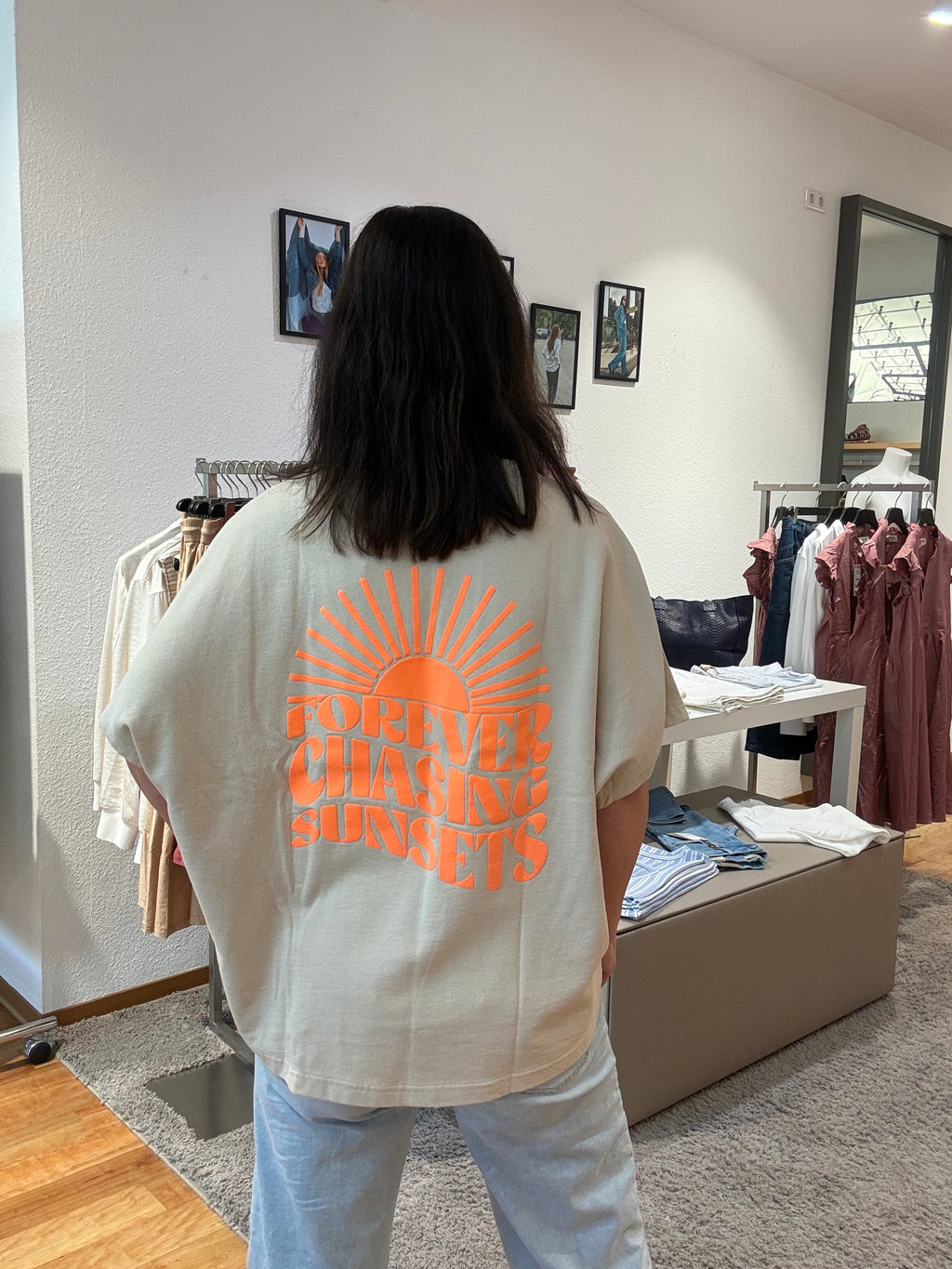 Leichtes Oversize-Sweatshirt mit Rückenprint von Shirt Project